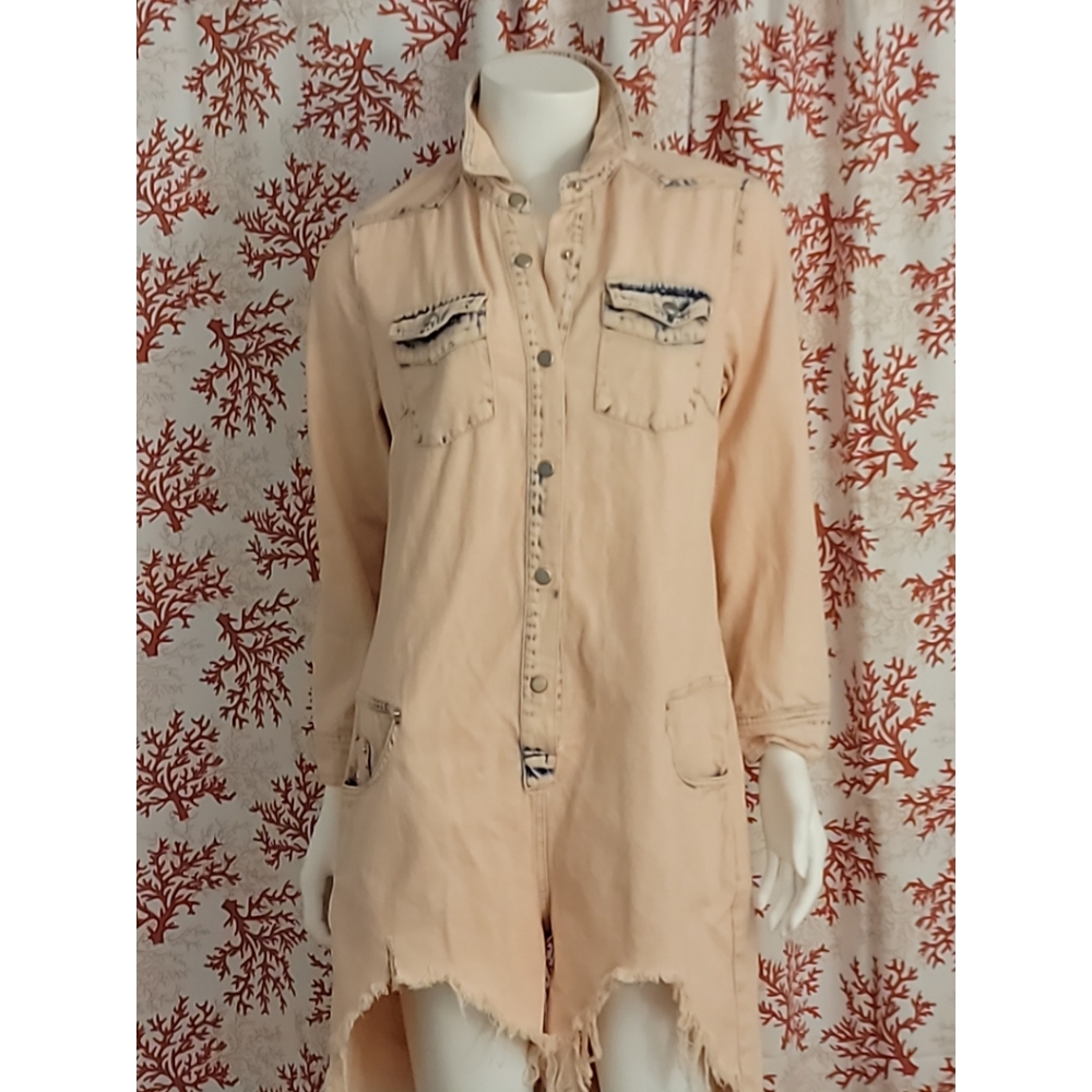 Fashion Nova L/S Distressed Pink Denim Shortalls/Romper Large EUC - Picture 3 of 14